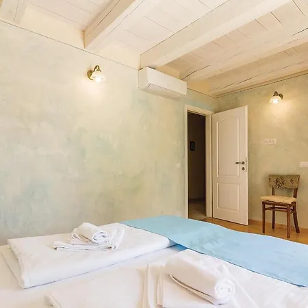 5 Bedroom Cozy In *
